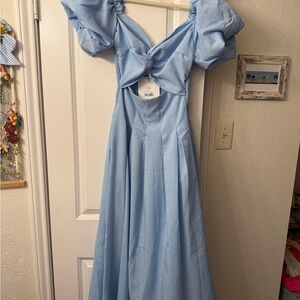 Gingham and Heels Elegant Light Blue Gown with Puff Sleeves